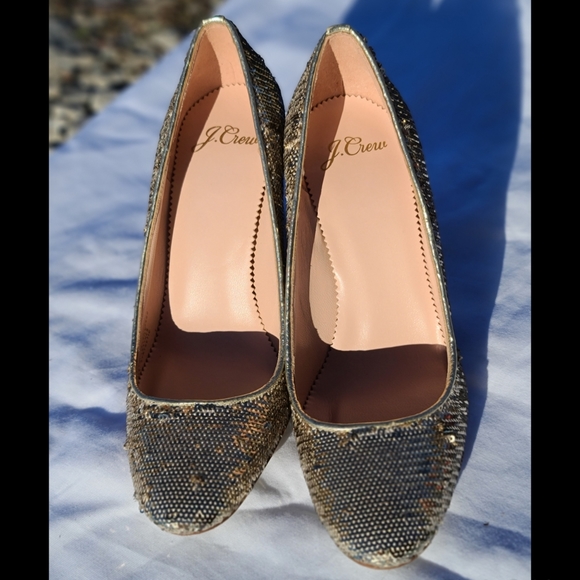 J. Crew High Heel Pumps In Sequin Gold Size 5 - Picture 2 of 8
